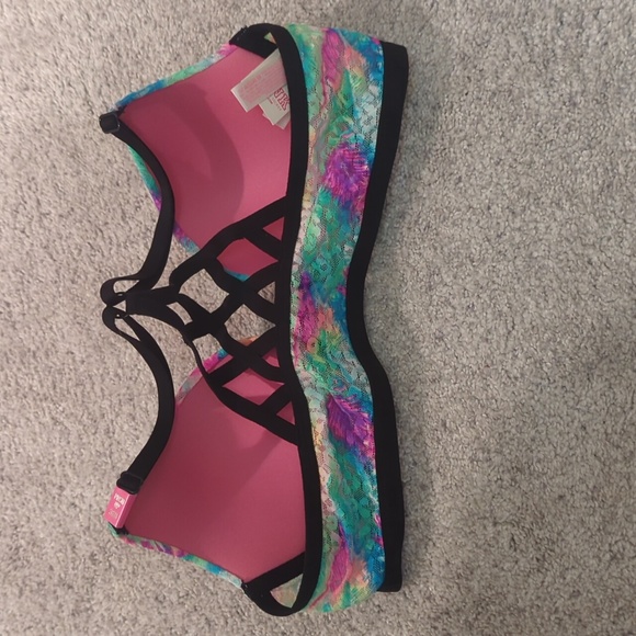 PINK Victoria's secret rainbow front closure bra - Picture 4 of 10